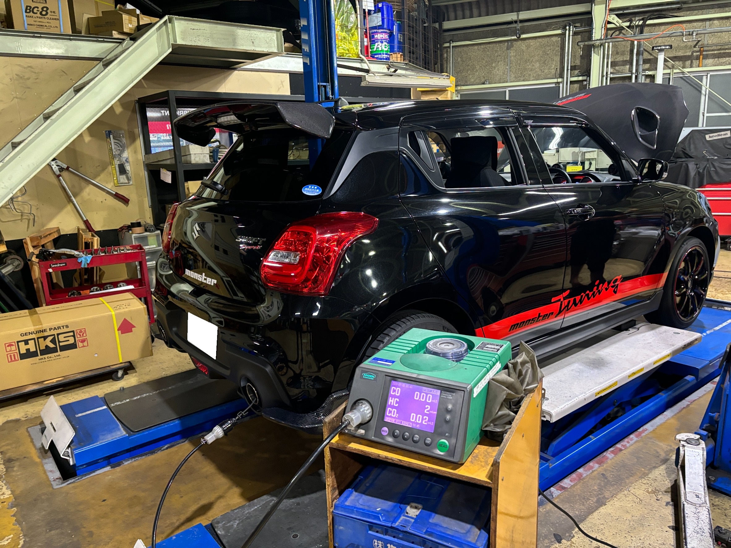 ディーラーで受け入れを迷う車検や受験できない車検車両を弊社にて