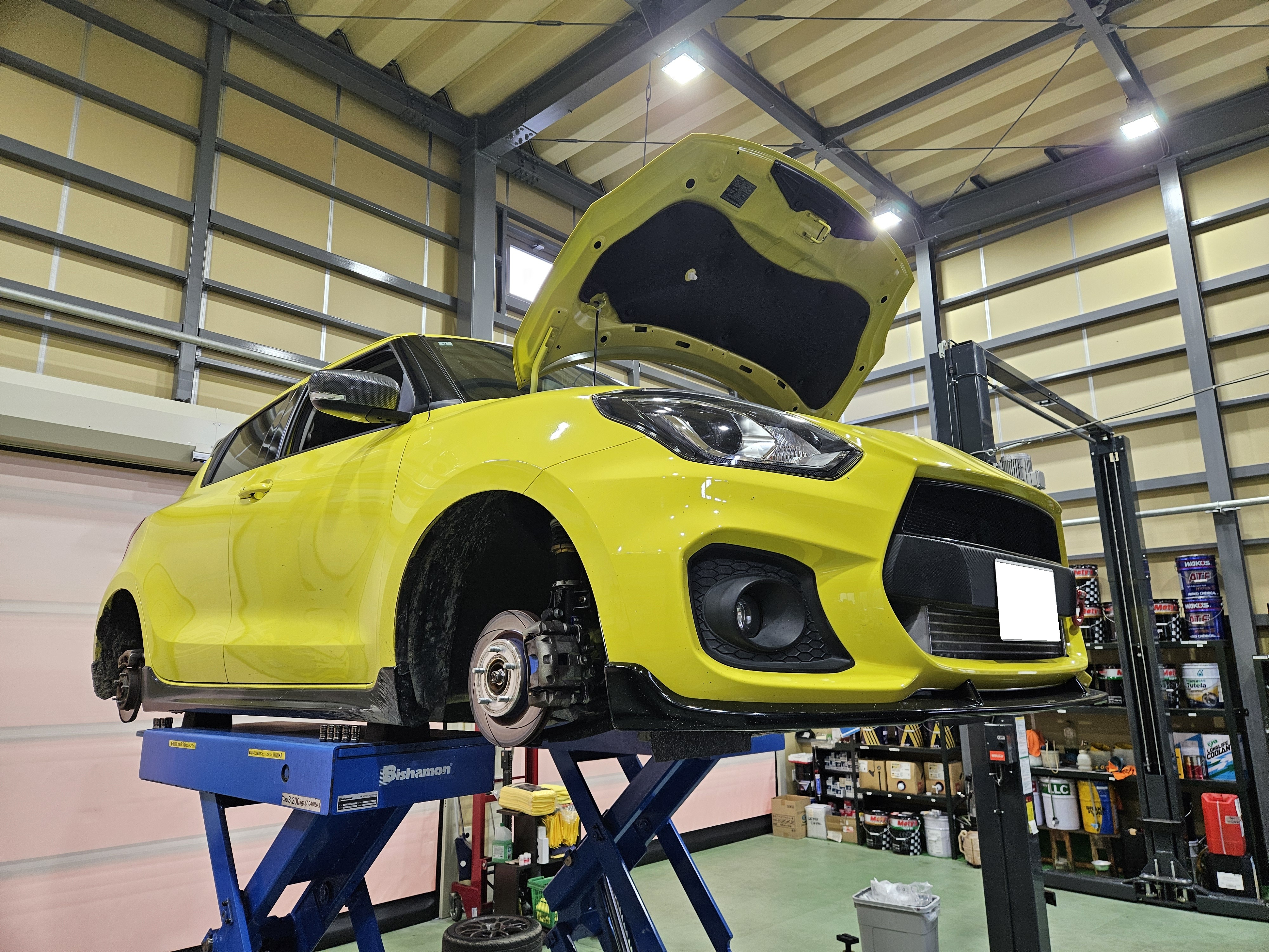 DimSport製シャーシダイナモA2ctionにはRZ34に代わりアバルト595が載り