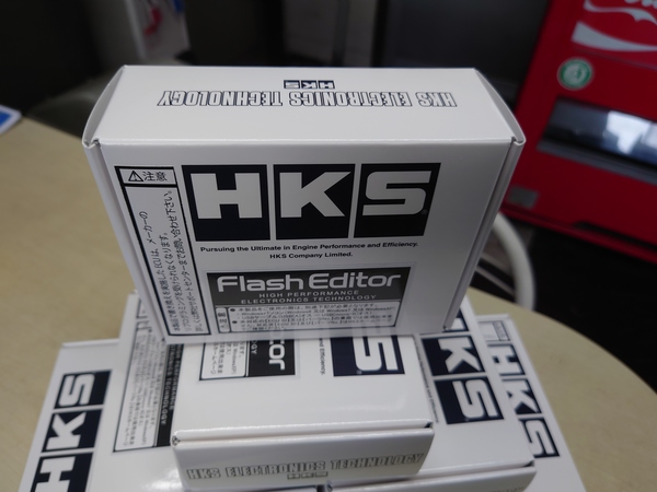 とりあえず7個入荷 ZC33Sスイフトスポーツ用HKSフラッシュエディター！